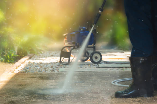 Best Rust Removal  in North Miami, FL